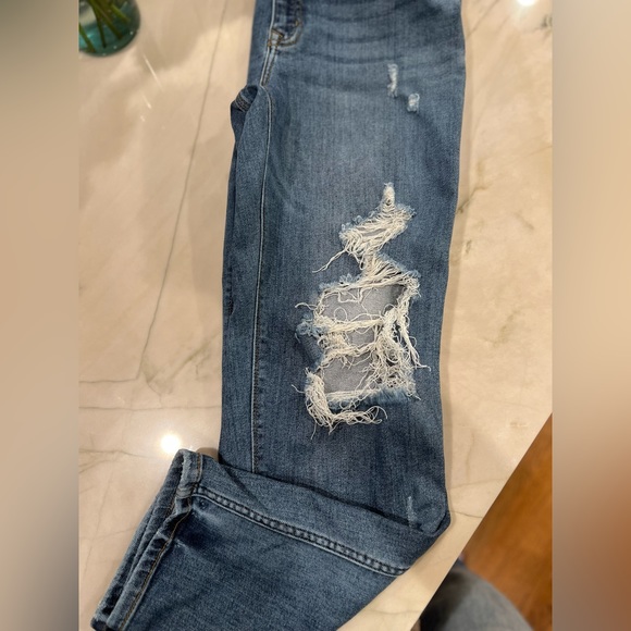 Eunina Distressed Rocky High Rise Boyfriend Jeans Sz 11 - Picture 7 of 7